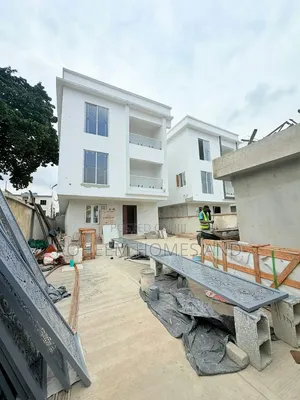 5bdrm Duplex in Secured Area, Ikeja GRA for sale