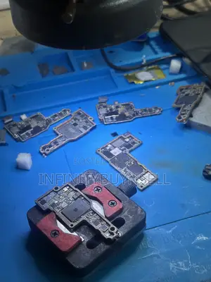 iPhone Technician