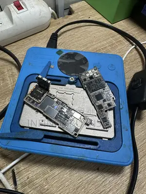 iPhone Technician