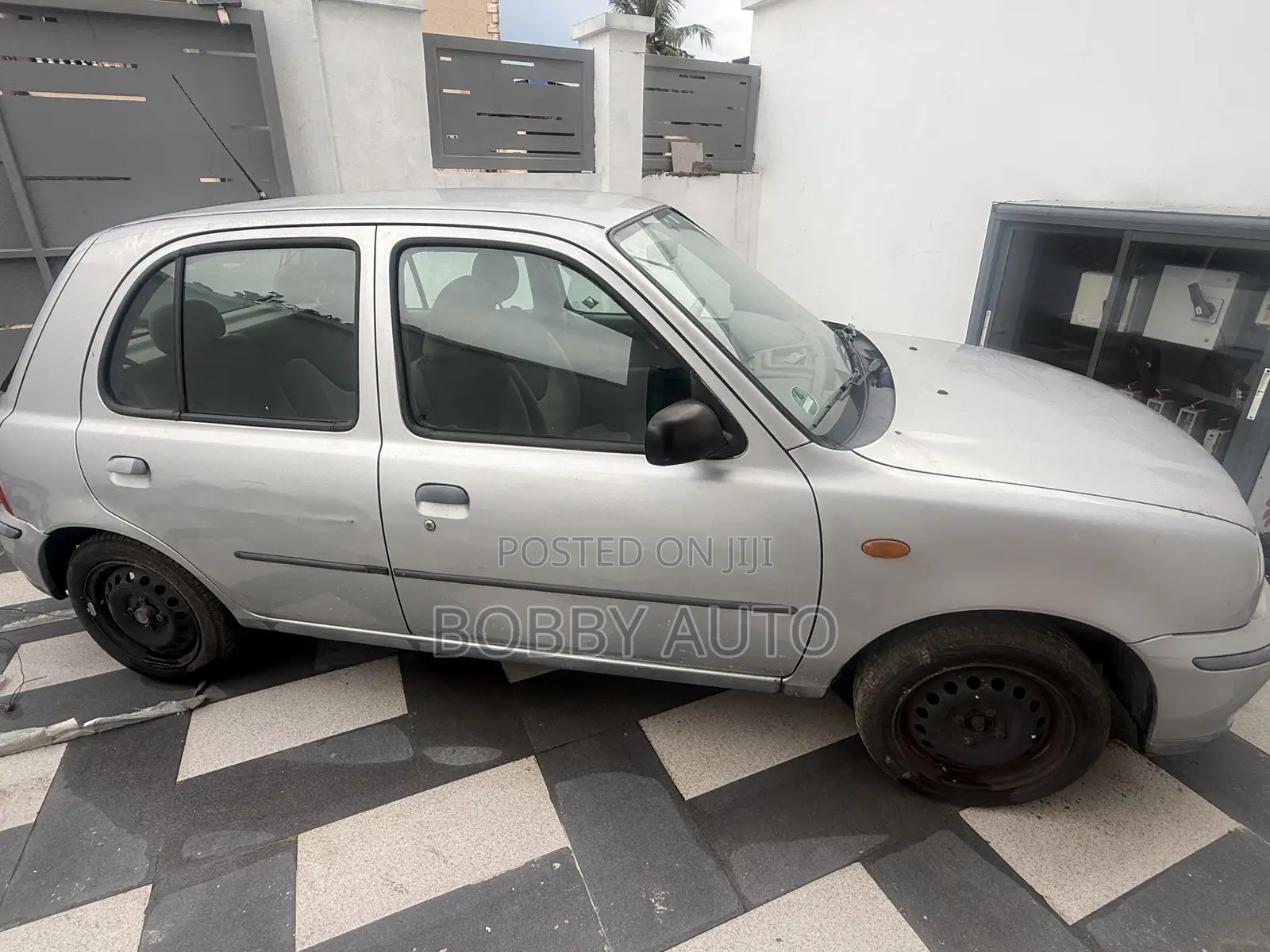 Nissan Micra 2004 Silver