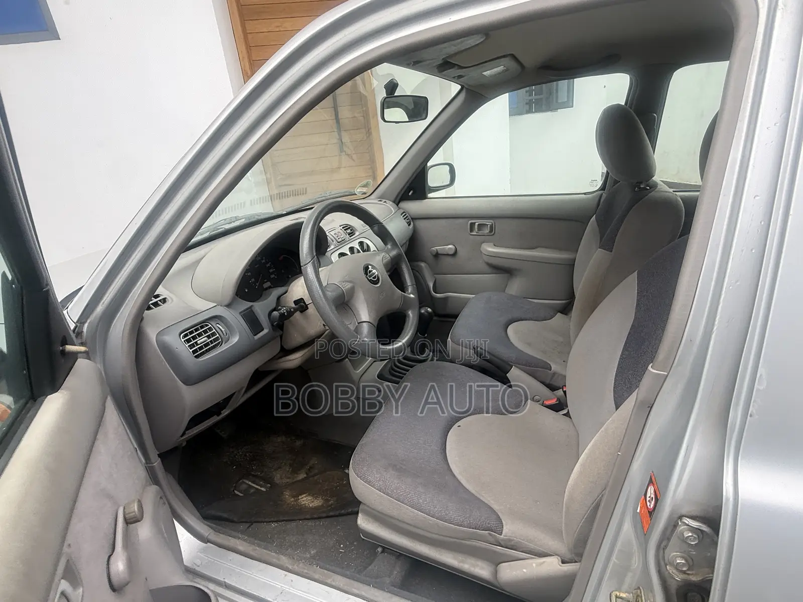 Nissan Micra 2004 Silver