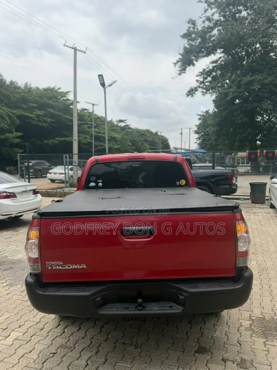 Toyota Tacoma 2010 Red