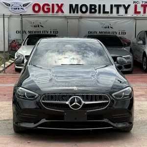 Mercedes-Benz C300 2022 Black