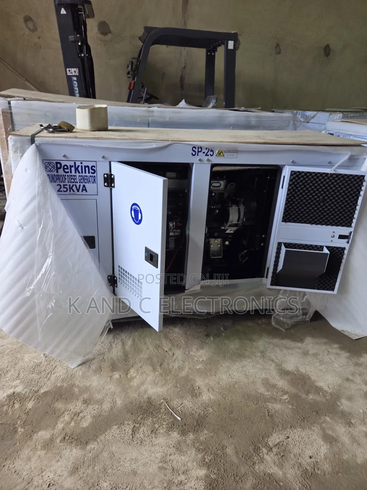 25kVA Perkins Silent Generator for Home Business
