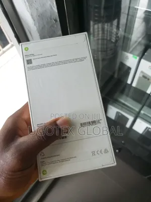 New Apple iPhone 16 Plus 128 GB White