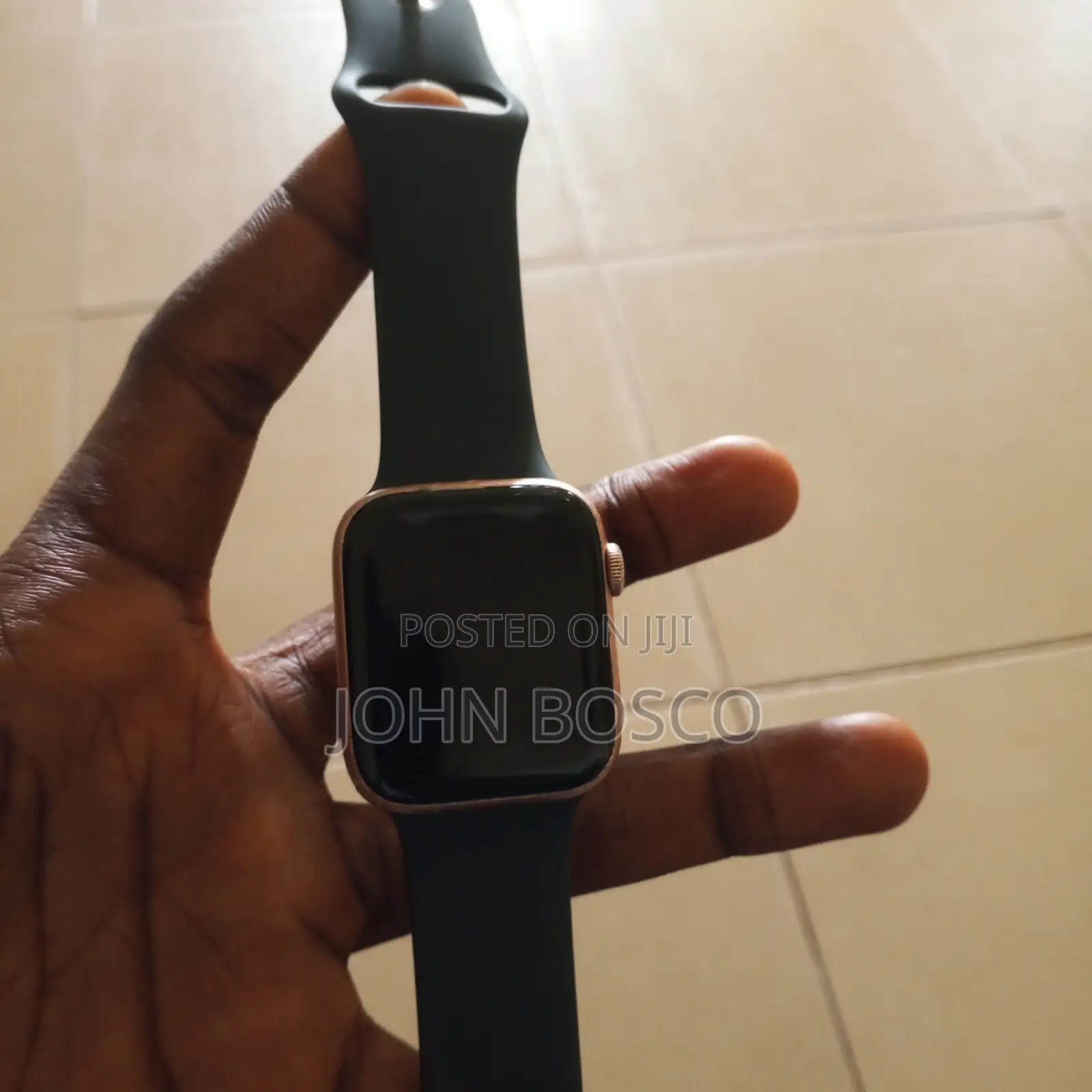 Apple Series 4 Smart Watch