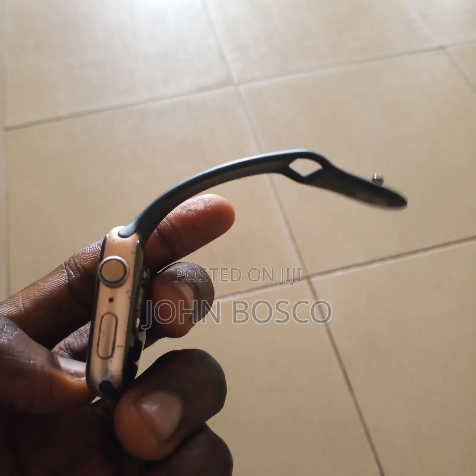 Apple Series 4 Smart Watch