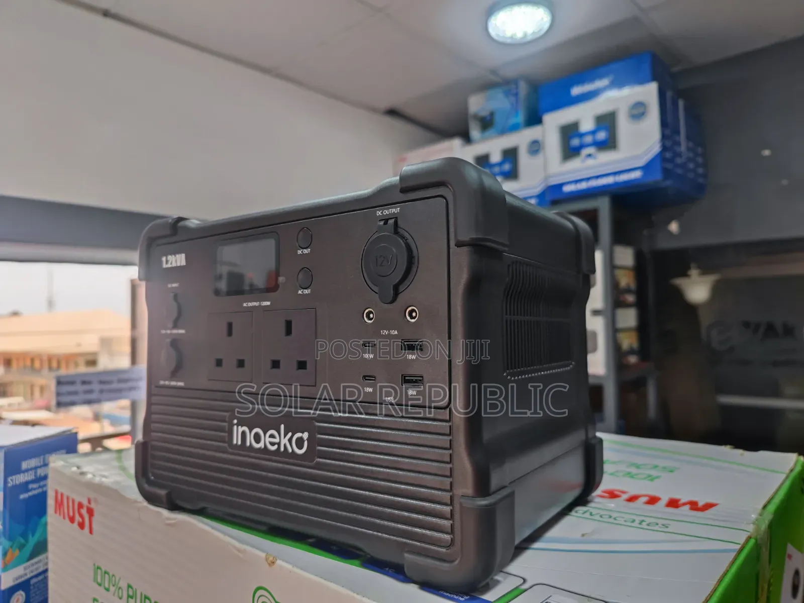 1200W Inaeko Power Station