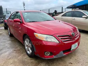 Toyota Camry LE 4dr Sedan (2.5L 4cyl 6A) 2011 Red