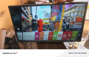 UK used LG 32inches Smart TV