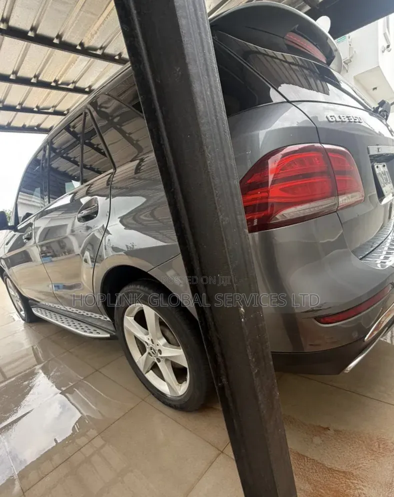 Mercedes-Benz GLE-Class 2018 Silver