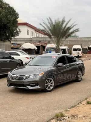 Honda Accord Sport SE 4dr Sedan FWD (2.4L 4cyl 2A) 2017 Gray