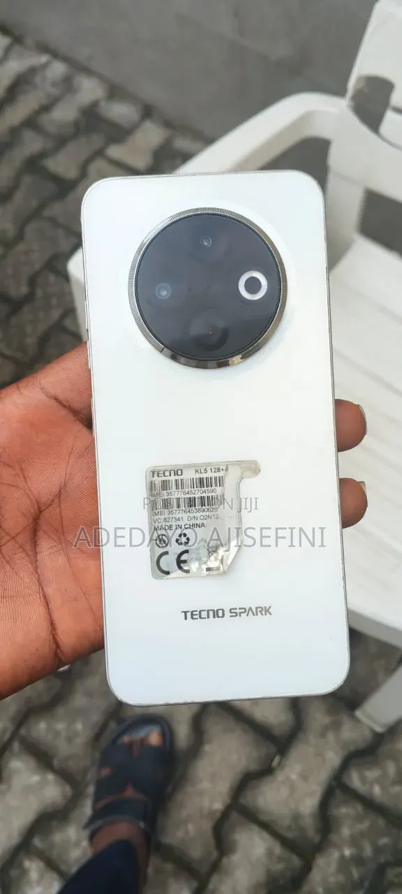 Tecno Spark 30C 128 GB White