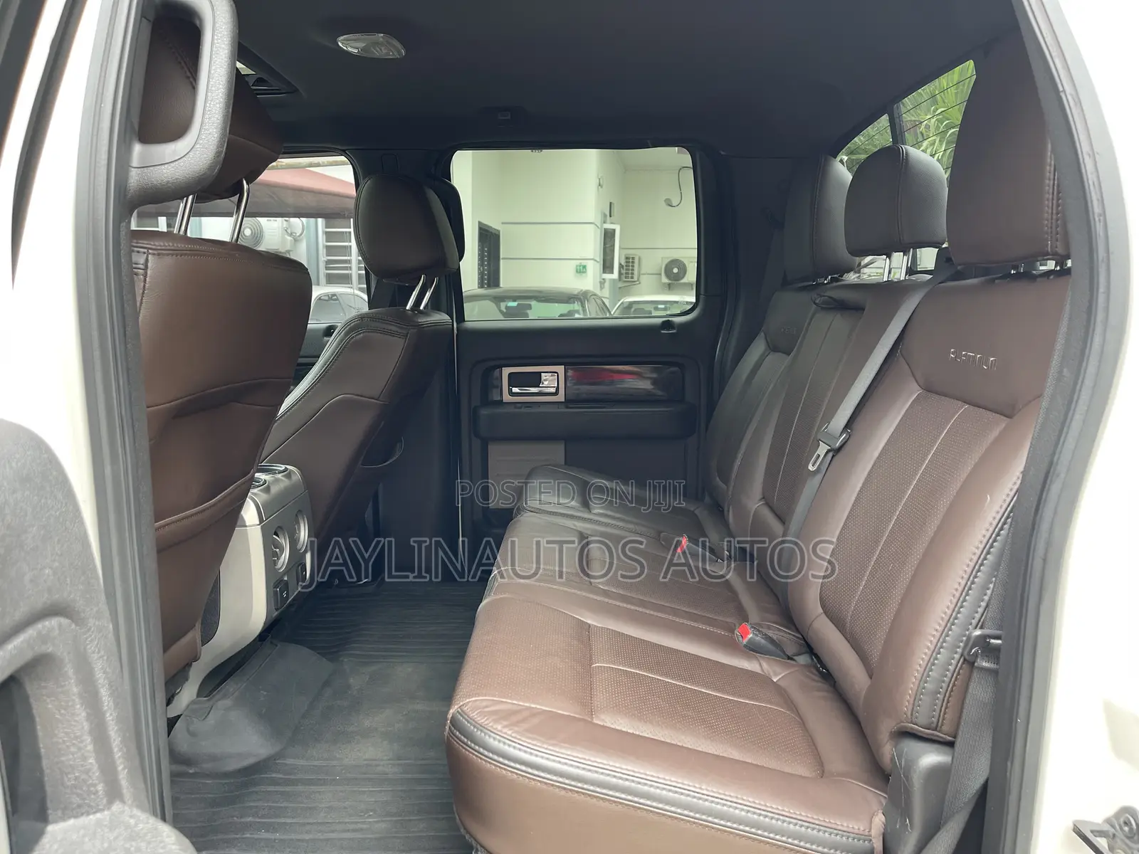 Ford F-150 Platinum 2012 White