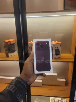 New Apple iPhone 18 Pro 256 GB Red