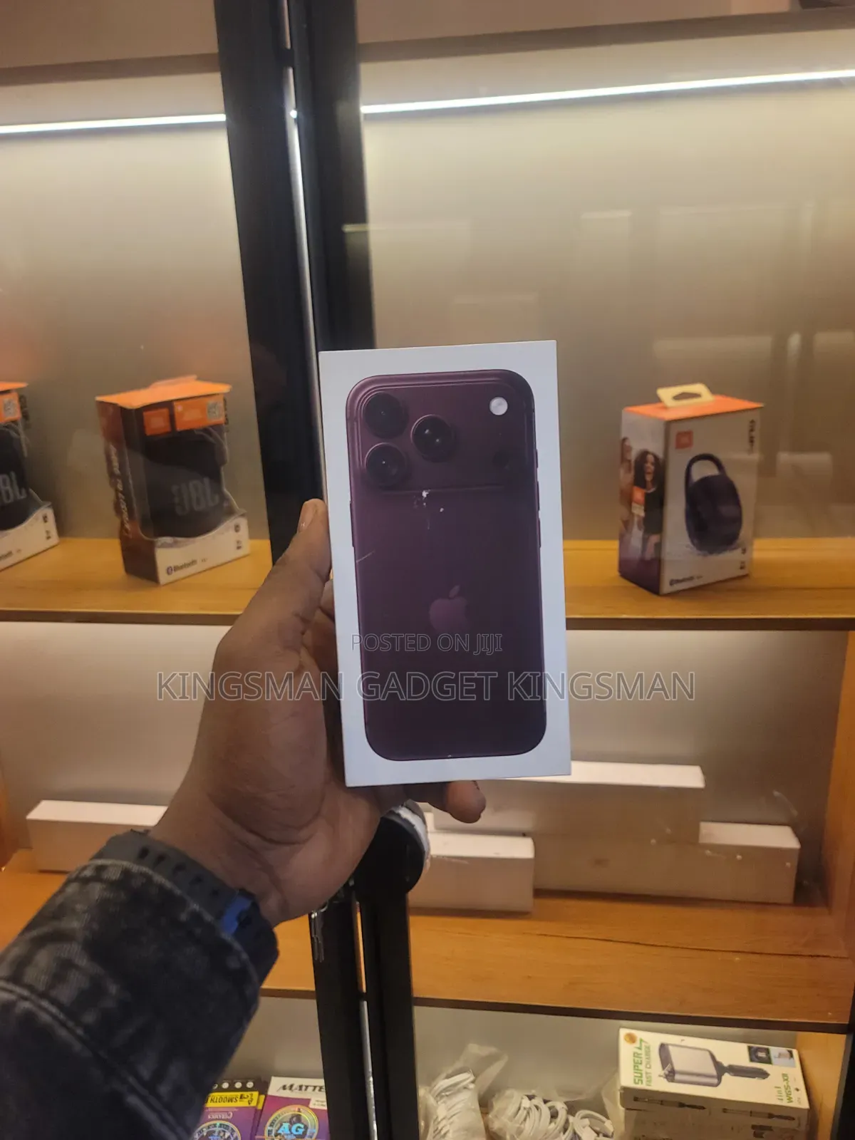 New Apple iPhone 18 Pro 256 GB Red