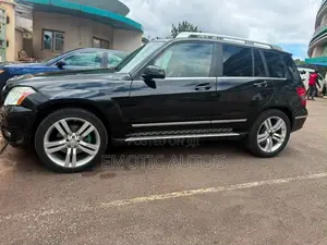 Mercedes-Benz GLK-Class 2010 Black
