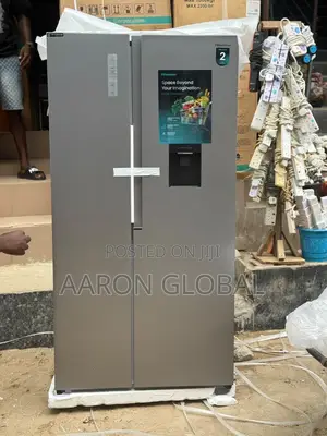 Side by Side 2 Door Refrigerator With Water Dispenser Hisense