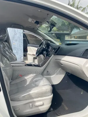 Toyota Venza 2012 White