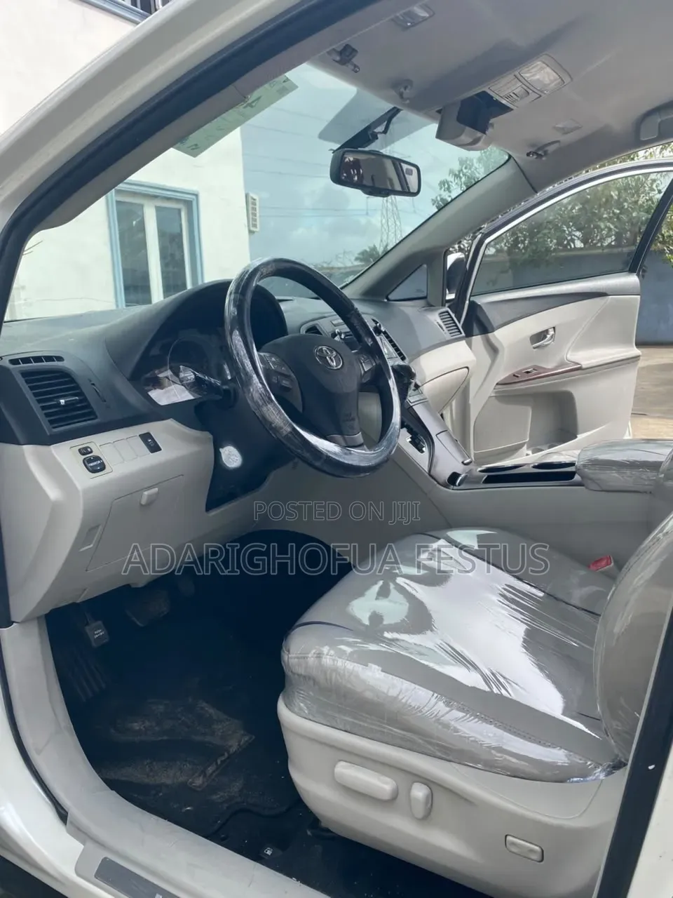 Toyota Venza 2012 White