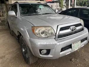 Toyota 4-Runner 2006 Silver