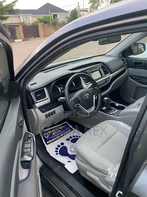 Toyota Highlander 2017 Gray