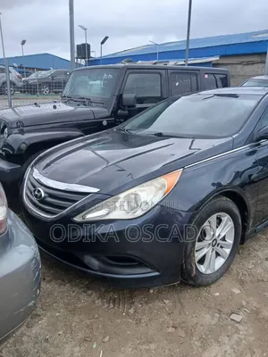 Hyundai Sonata SE 4dr Sedan (2.4L 4cyl 6A) 2014 Gray
