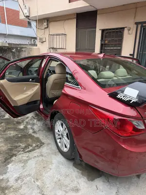 Hyundai Sonata GLS Sedan FWD (2.4L 4cyl 6A) 2013 Burgundy