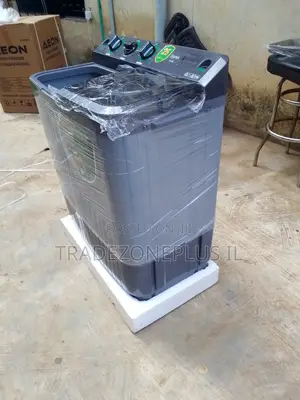 Synix 8kg Twin Tub Washer for Busy Homes