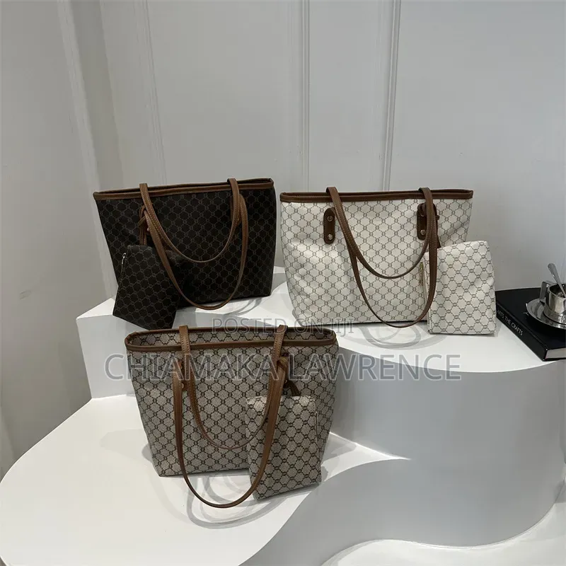 Charmie'sEmpire Essentialz