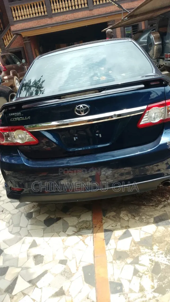 Toyota Corolla 2013 Blue
