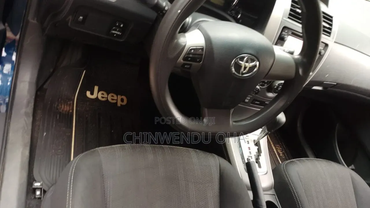 Toyota Corolla 2013 Blue