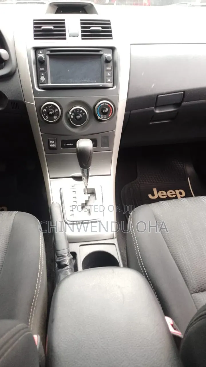 Toyota Corolla 2013 Blue