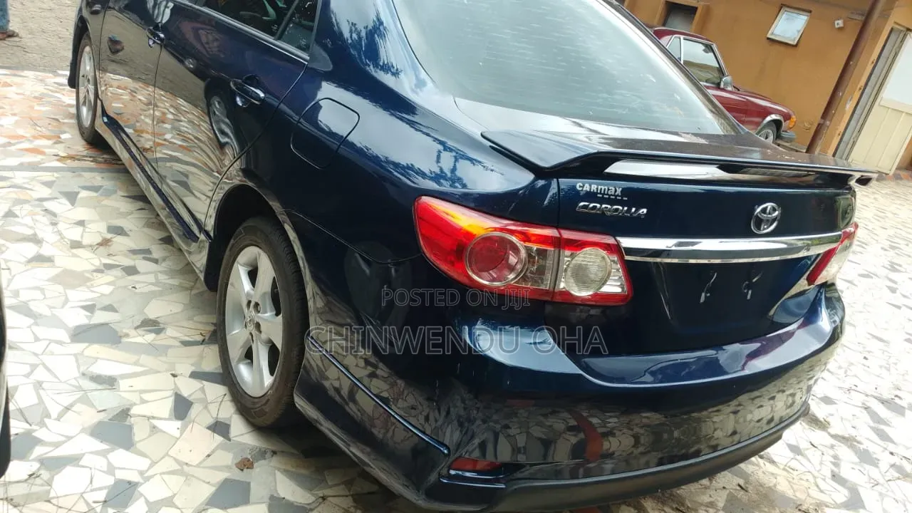 Toyota Corolla 2013 Blue
