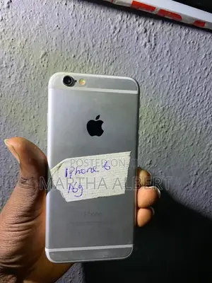 Apple iPhone 6 16 GB Silver