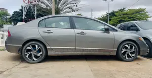 Honda Civic 2006 Gray