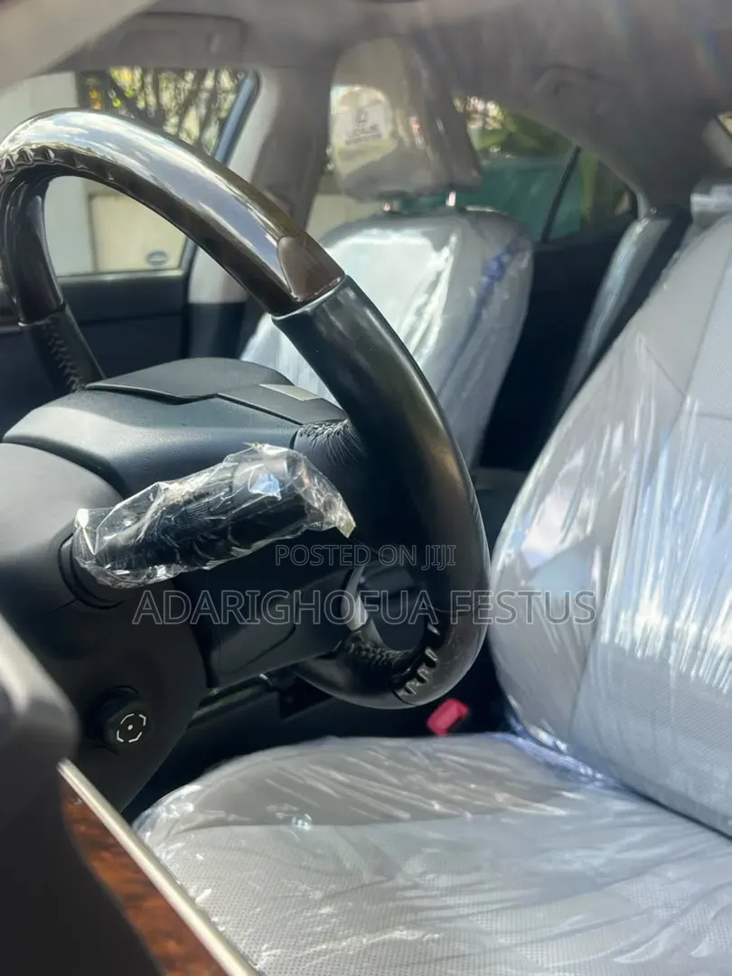 Lexus ES 2015 White