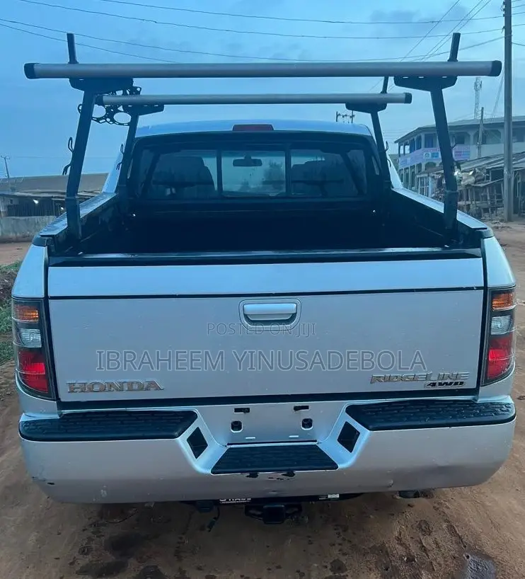 Honda Ridgeline 2007 Silver