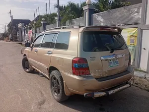 Toyota Highlander Limited V6 2006 Gold