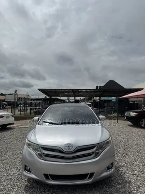 Toyota Venza V6 AWD 2010 Silver