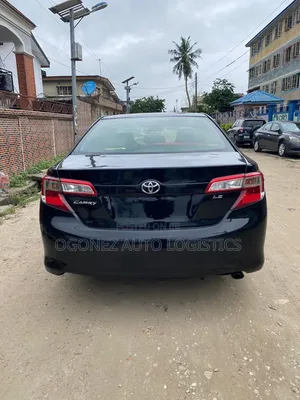 Toyota Camry LE 4dr Sedan (2.5L 4cyl 6A) 2013 Black