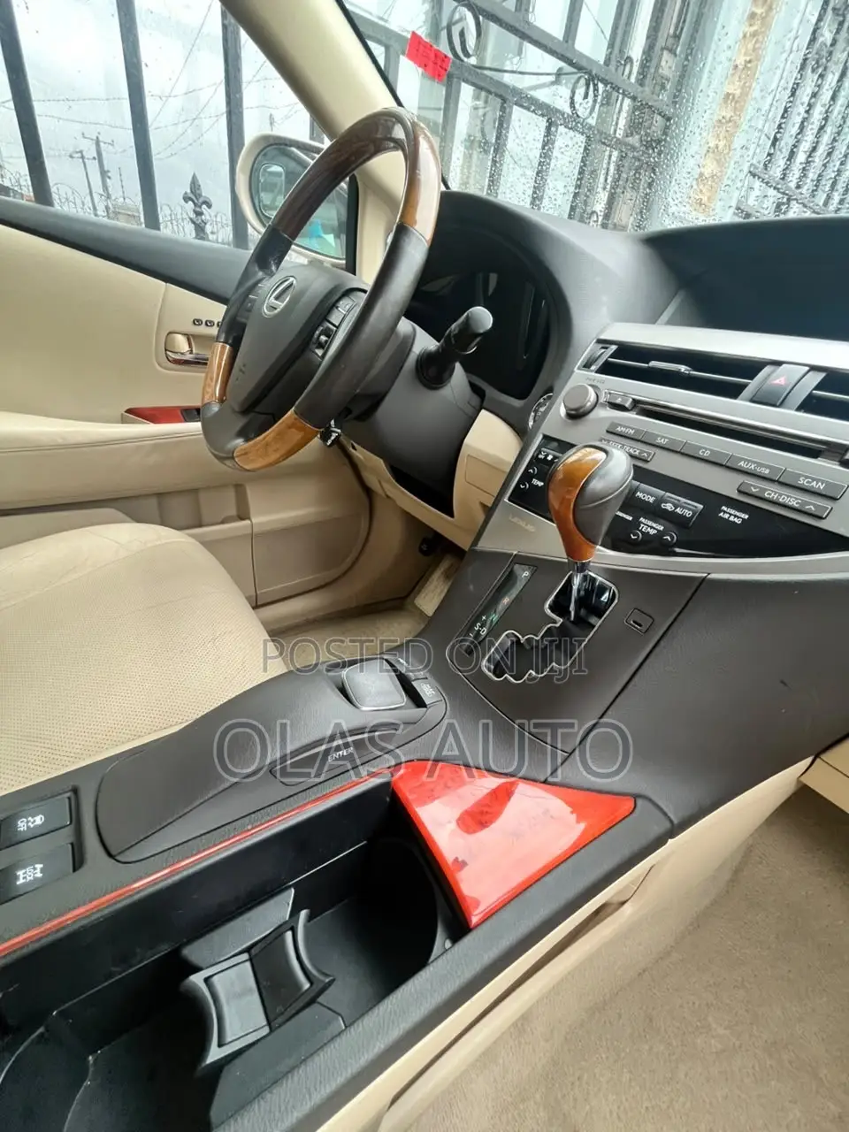 Lexus RX 2010 Gold