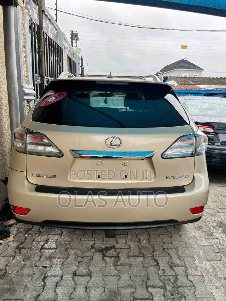 Lexus RX 2010 Gold