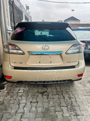 Lexus RX 2010 Gold