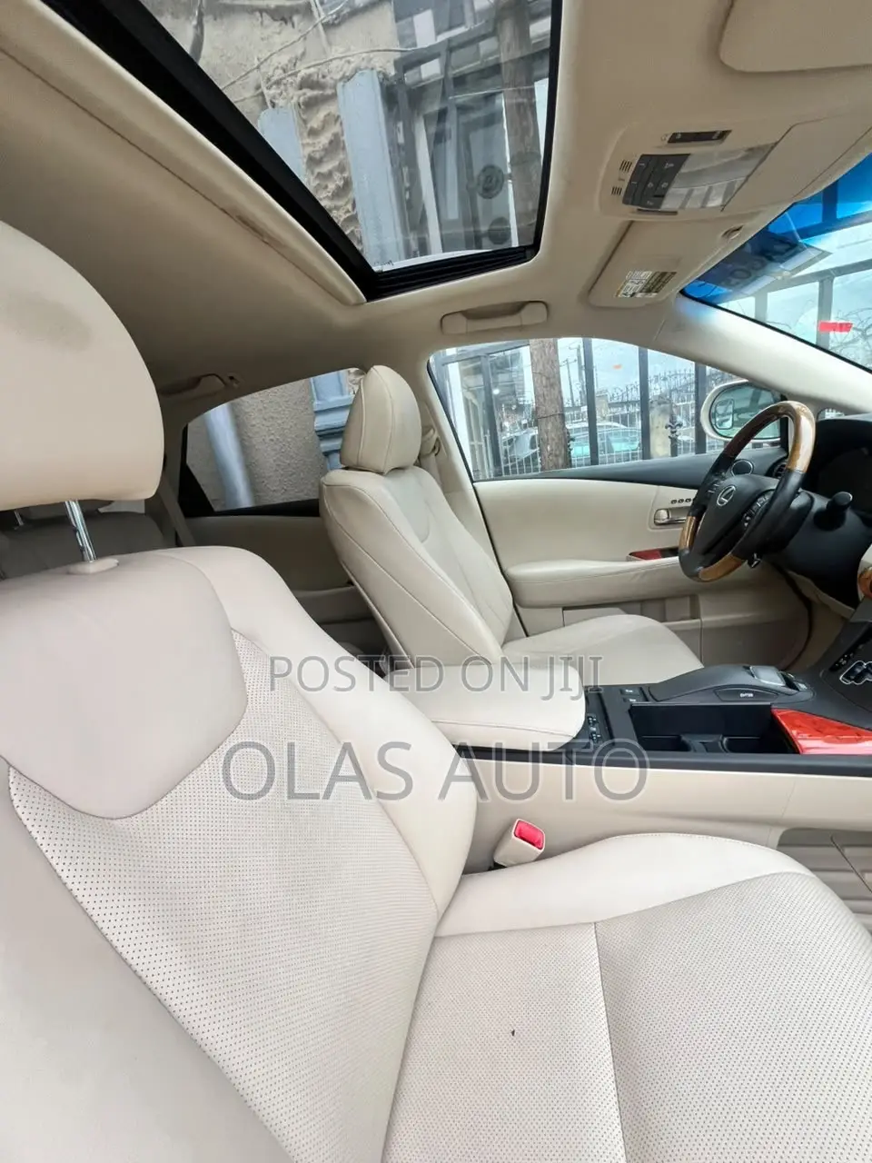 Lexus RX 2010 Gold