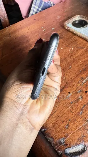 Apple iPhone 8 64 GB Black