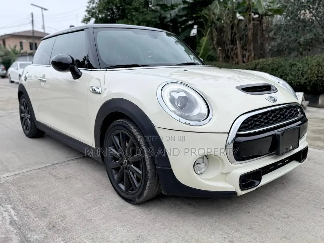 Mini Cooper 2016 White