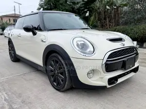 Mini Cooper 2016 White