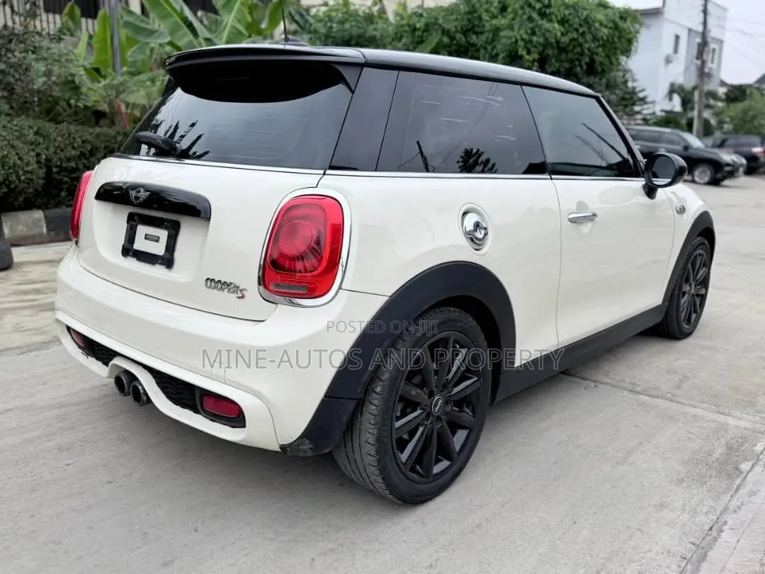 Mini Cooper 2016 White