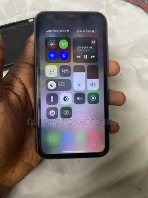 Apple iPhone 11 64 GB Black